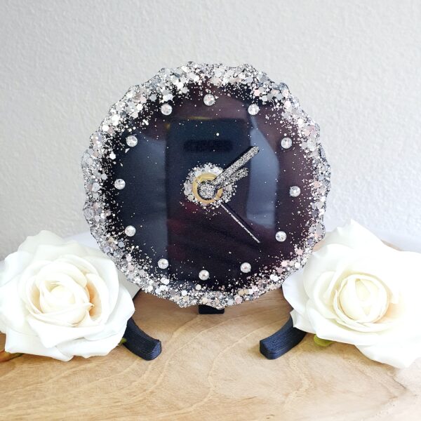 Tischuhr Schwarz mit Glitzersteinen und Glitzerzeigern