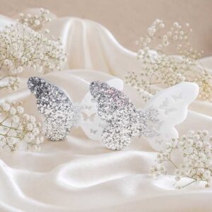 Deko Schmetterling in Weiß mit silbernem Glitzer als elegante Wohn- und Badezimmerdeko